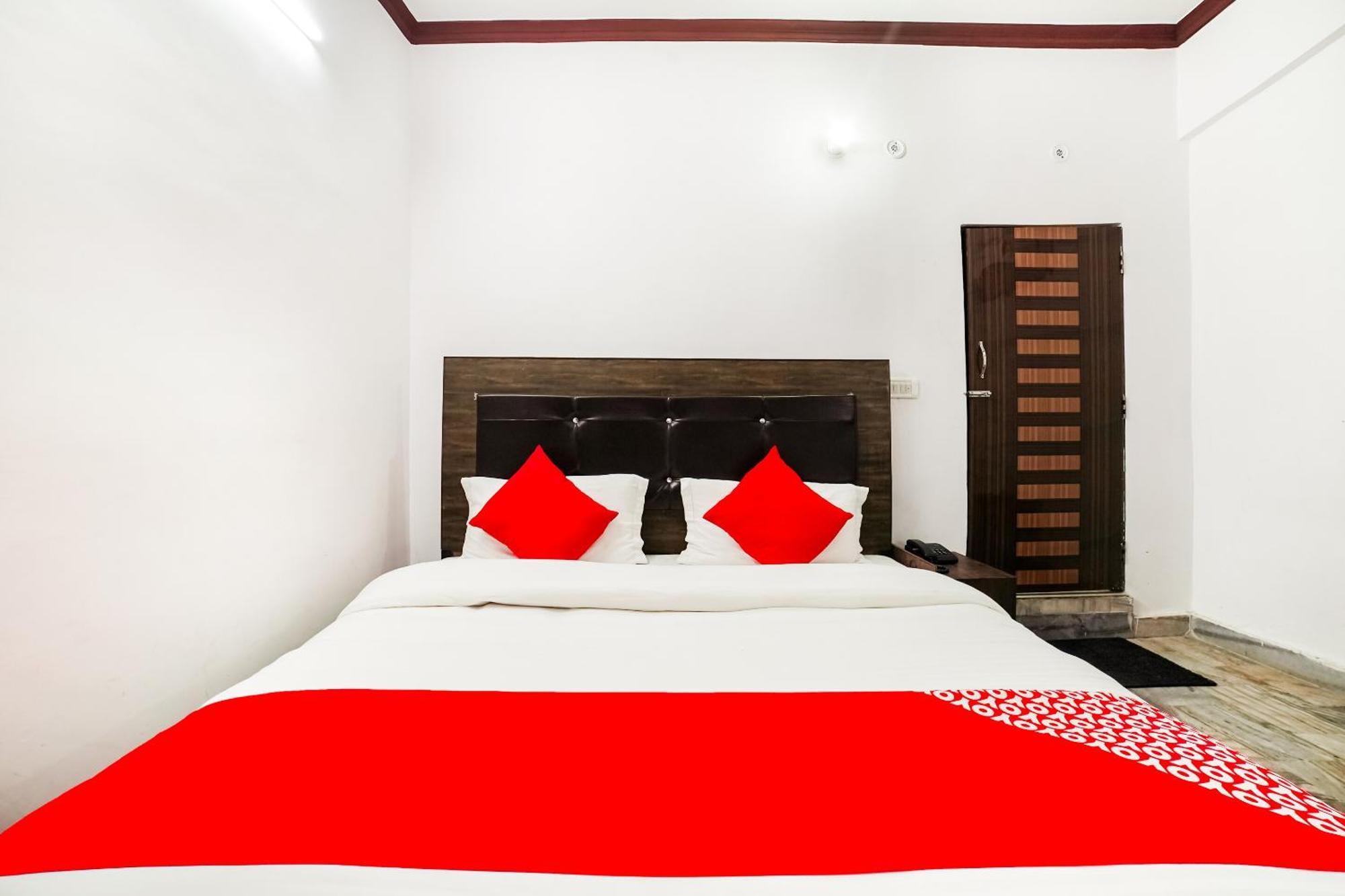 Oyo Hotel Konark Inn Bareilly Exterior photo